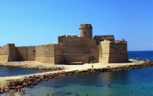 Isola di Capo Rizzuto Festung Le Castella Zum Vergrößern: Klick auf das Foto