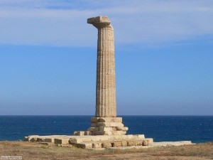 Crotone: Capo Colonna Zum Vergrößern: Klick auf das Foto