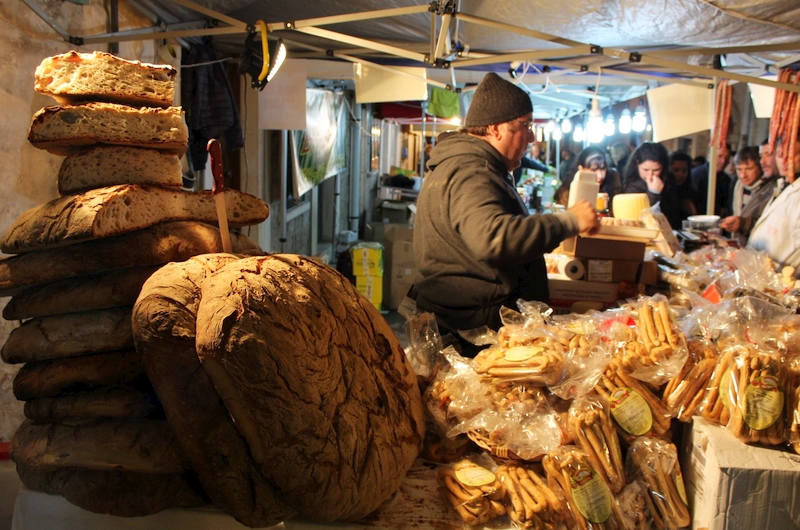 Apulien: Festmahl, Volksfest und Kultstätte in Minervino Murge