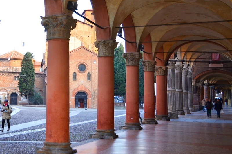 Bologna: Die “Terrakotta-Stadt”.