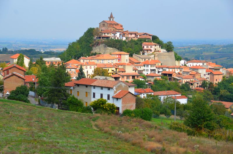 Piemont: Weinbaugebiet Colli Tortonesi