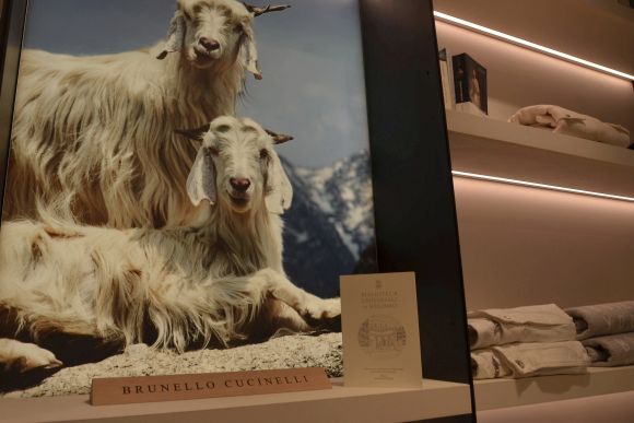 Mailand, Boutique von Brunello Cucinelli, Foto Elvira D’Ippoliti