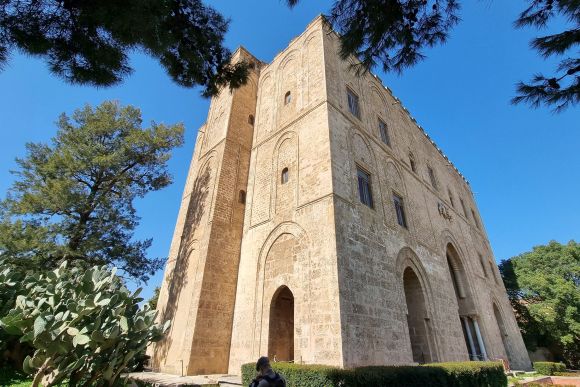 Arabisch-normannisches Palermo: das Schloss Zisa